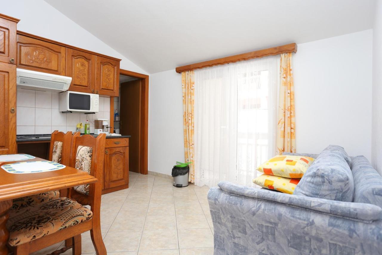 Apartments With A Parking Space Stanici, Omis - 2818 Tice 外观 照片