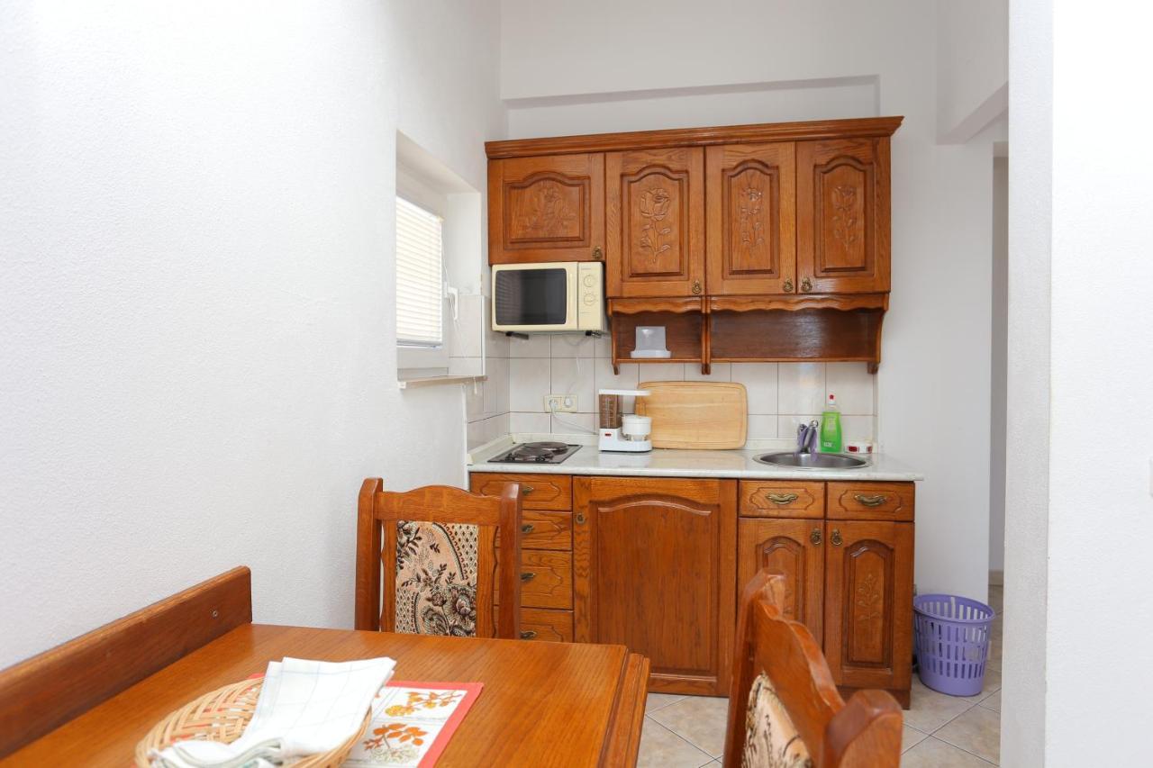 Apartments With A Parking Space Stanici, Omis - 2818 Tice 外观 照片